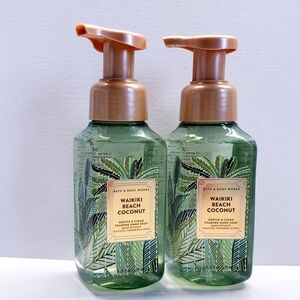 Bath & Body Works WAIKIKI BEACH COCONUT Gentle & Clean Foaming Hand Soap (2 Pcs)